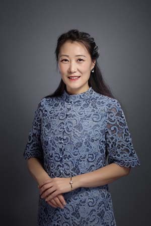 北京市朝阳区芳草地国际学校陈凤伟图片